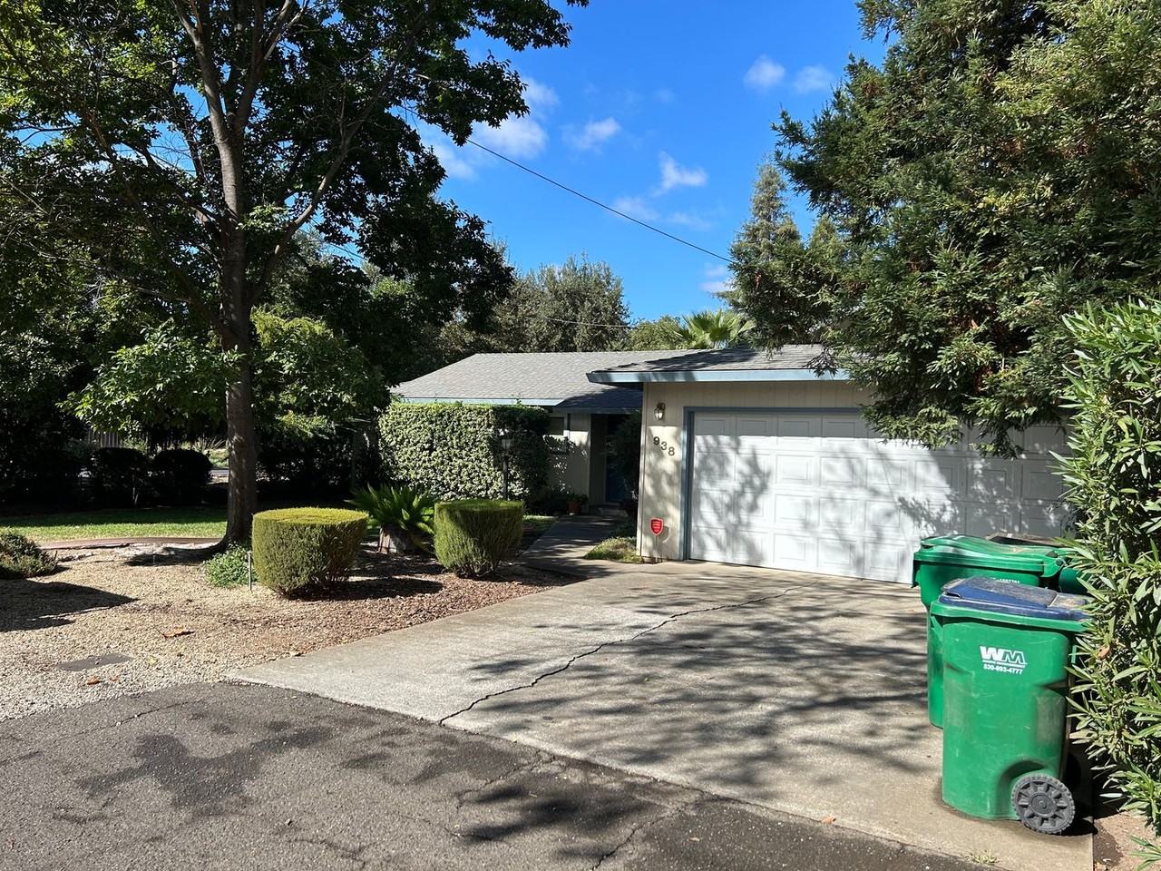 938 W 12th Ave - Photo 3 of 24