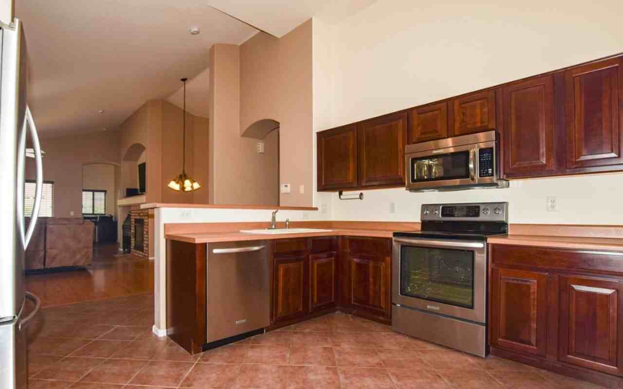 3839 E Timberline Ct - Photo 3 of 17