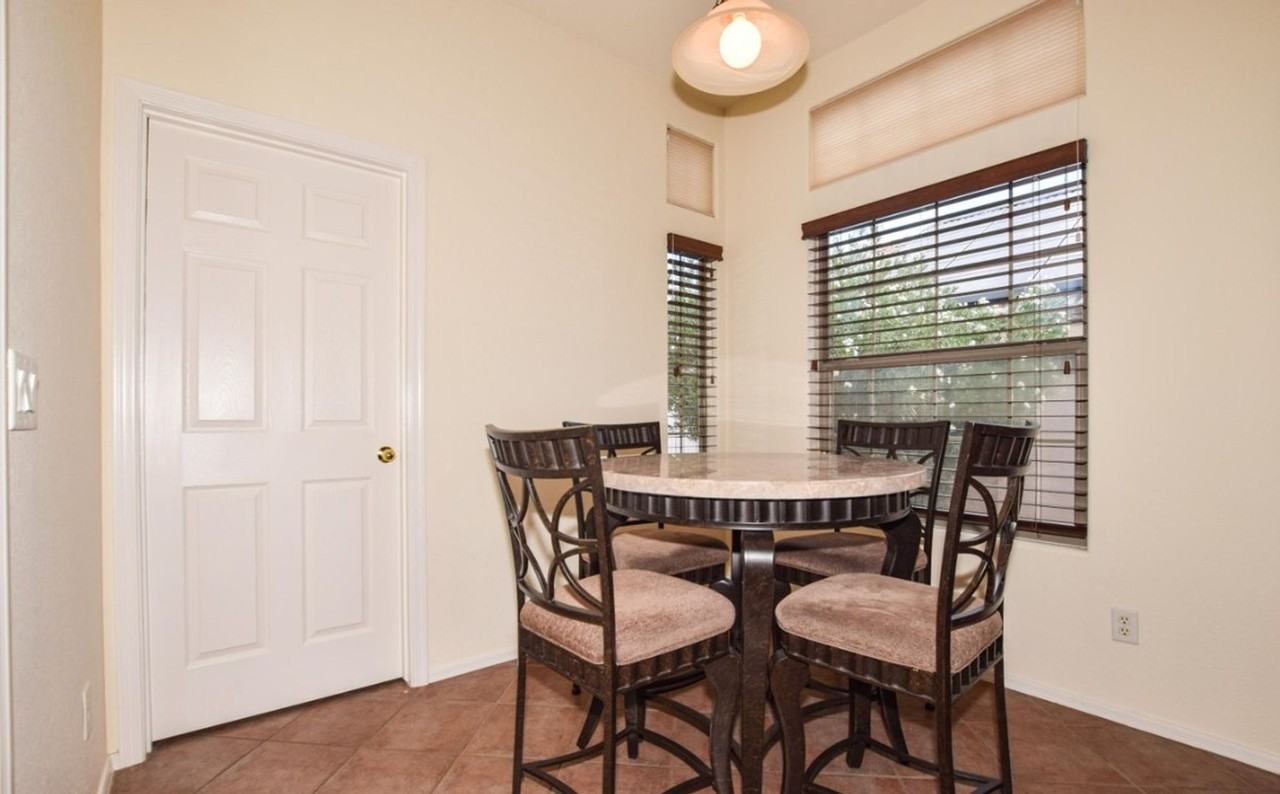 3839 E Timberline Ct - Photo 5 of 17