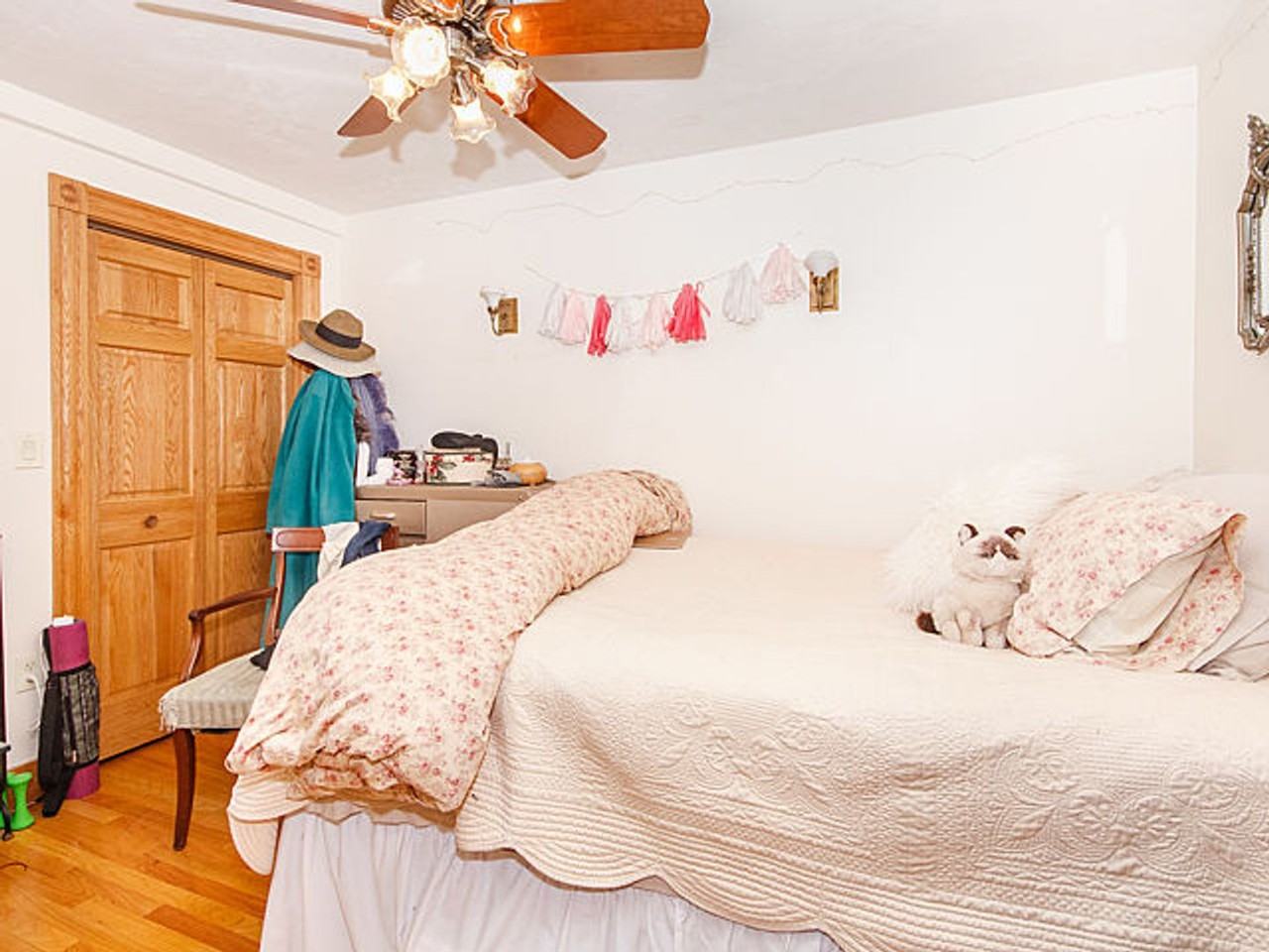 63 Anderson St - Photo 6 of 9