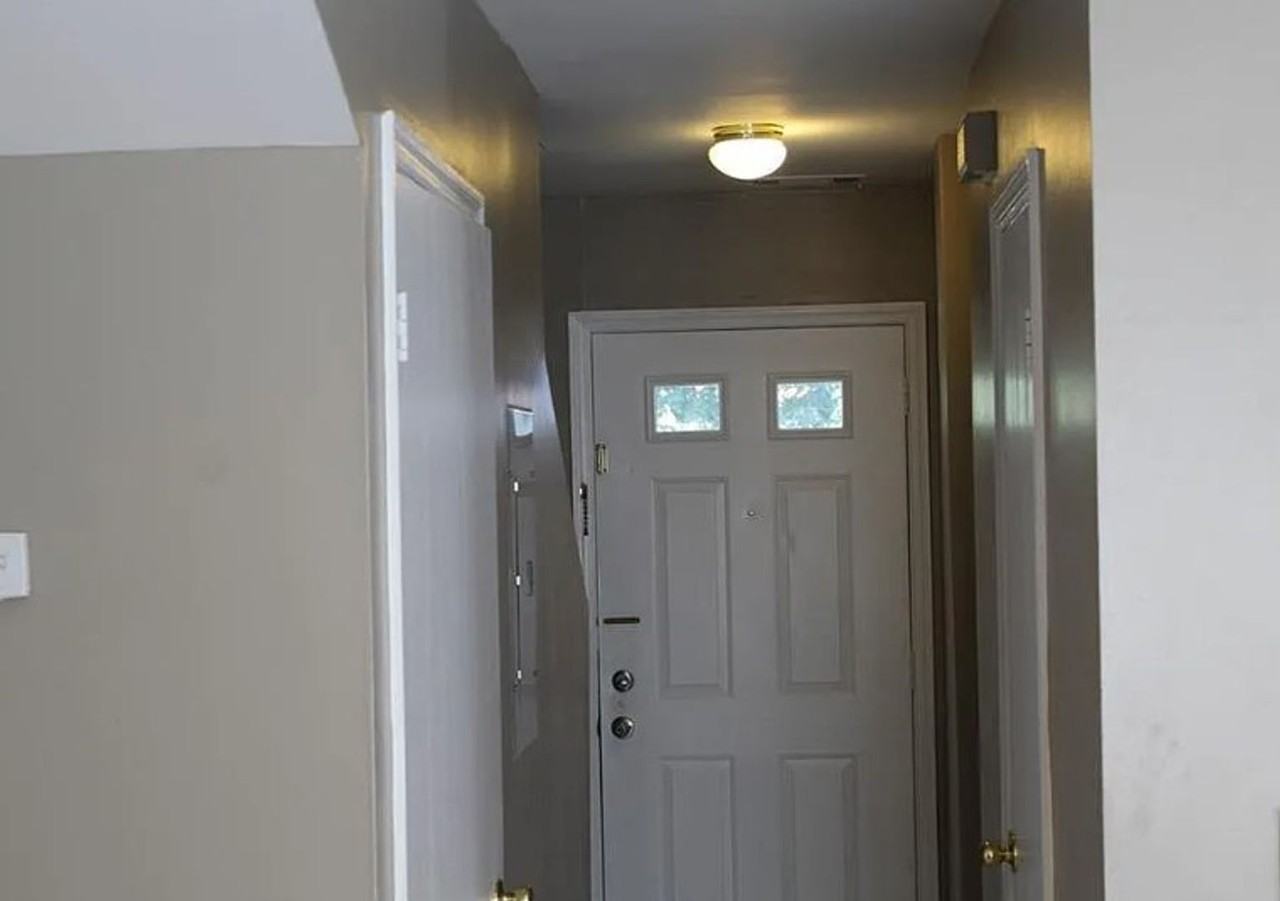 15 Renwick St #2 - Photo 2 of 27