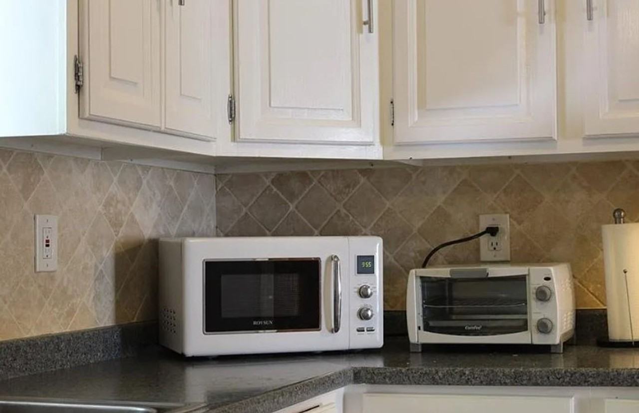 15 Renwick St #2 - Photo 7 of 27