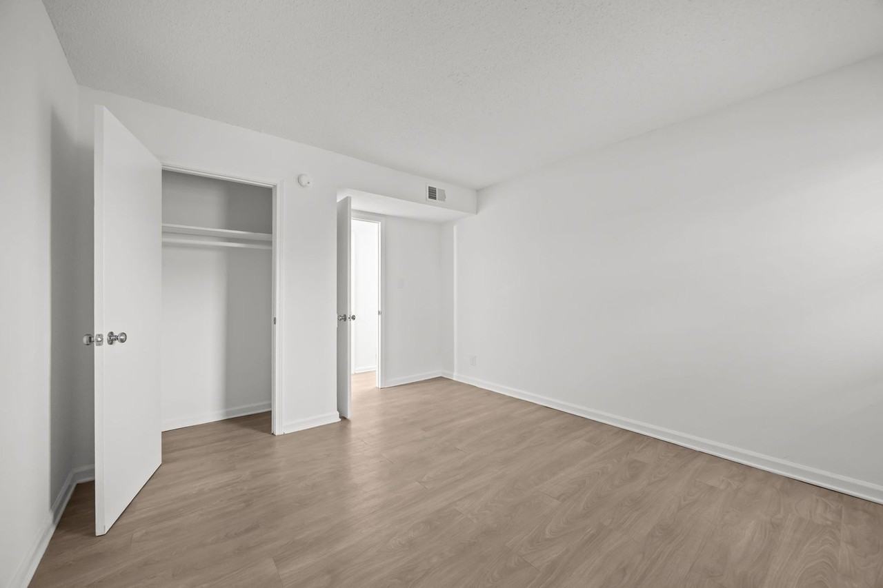 1 Bedroom/ 1 Bath apartment - Photo 3 of 20