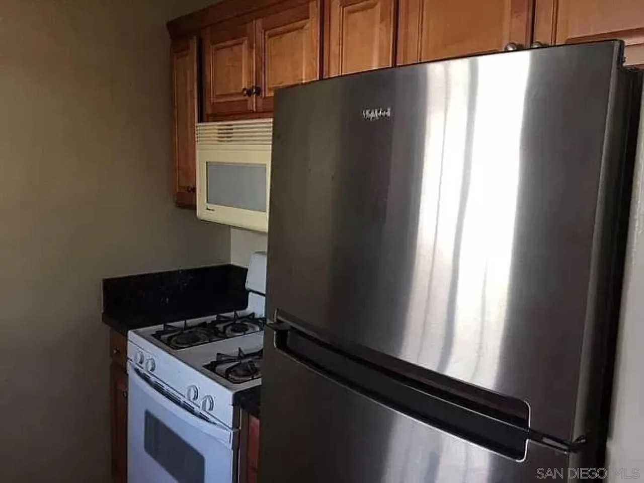 3680 Voltaire St - Photo 5 of 8