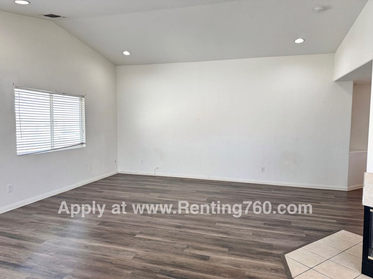 8550 Golden Meadow Dr - Photo 4 of 30