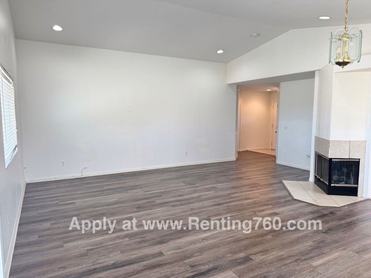 8550 Golden Meadow Dr - Photo 5 of 30