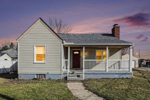 featured image of 2710 Hazel Ave