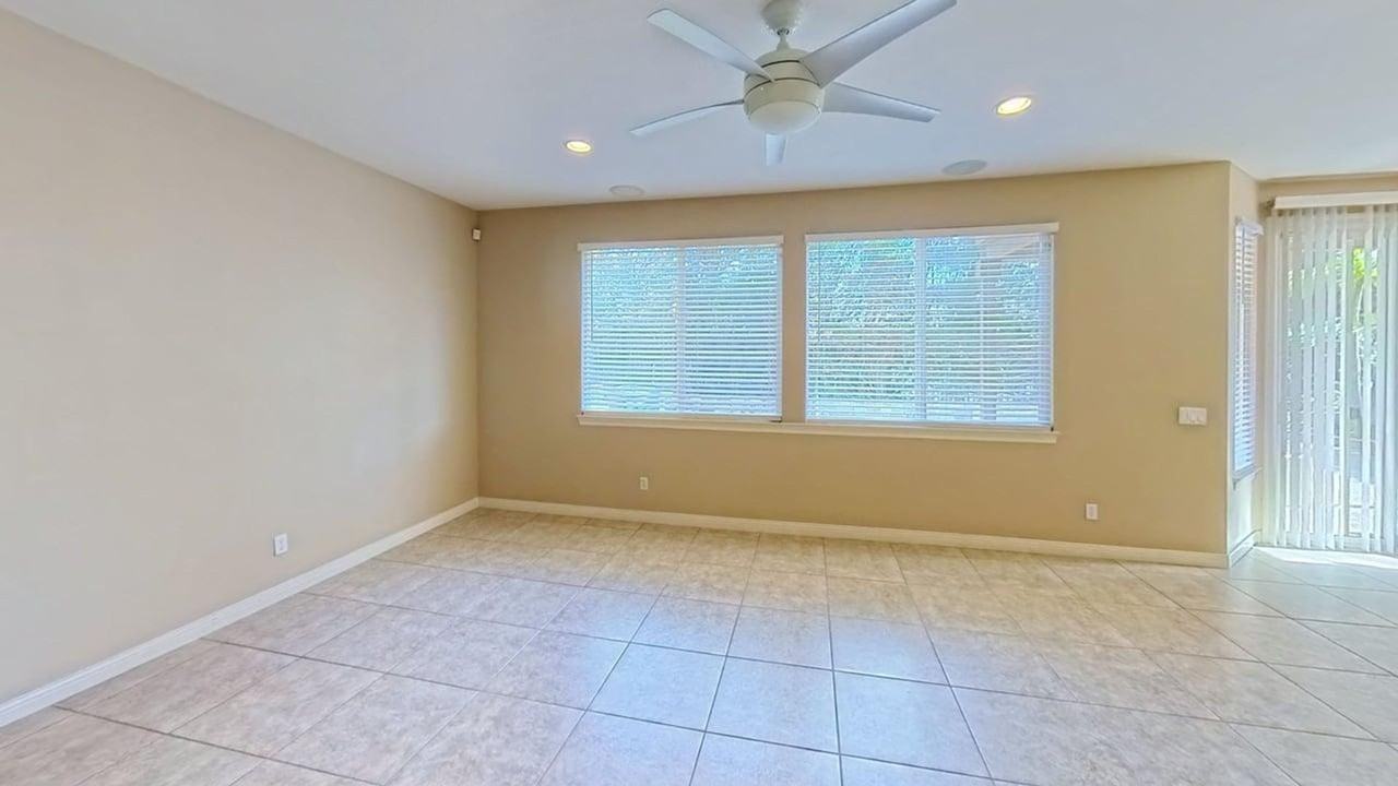 7912 E Hampshire Rd - Photo 6 of 28