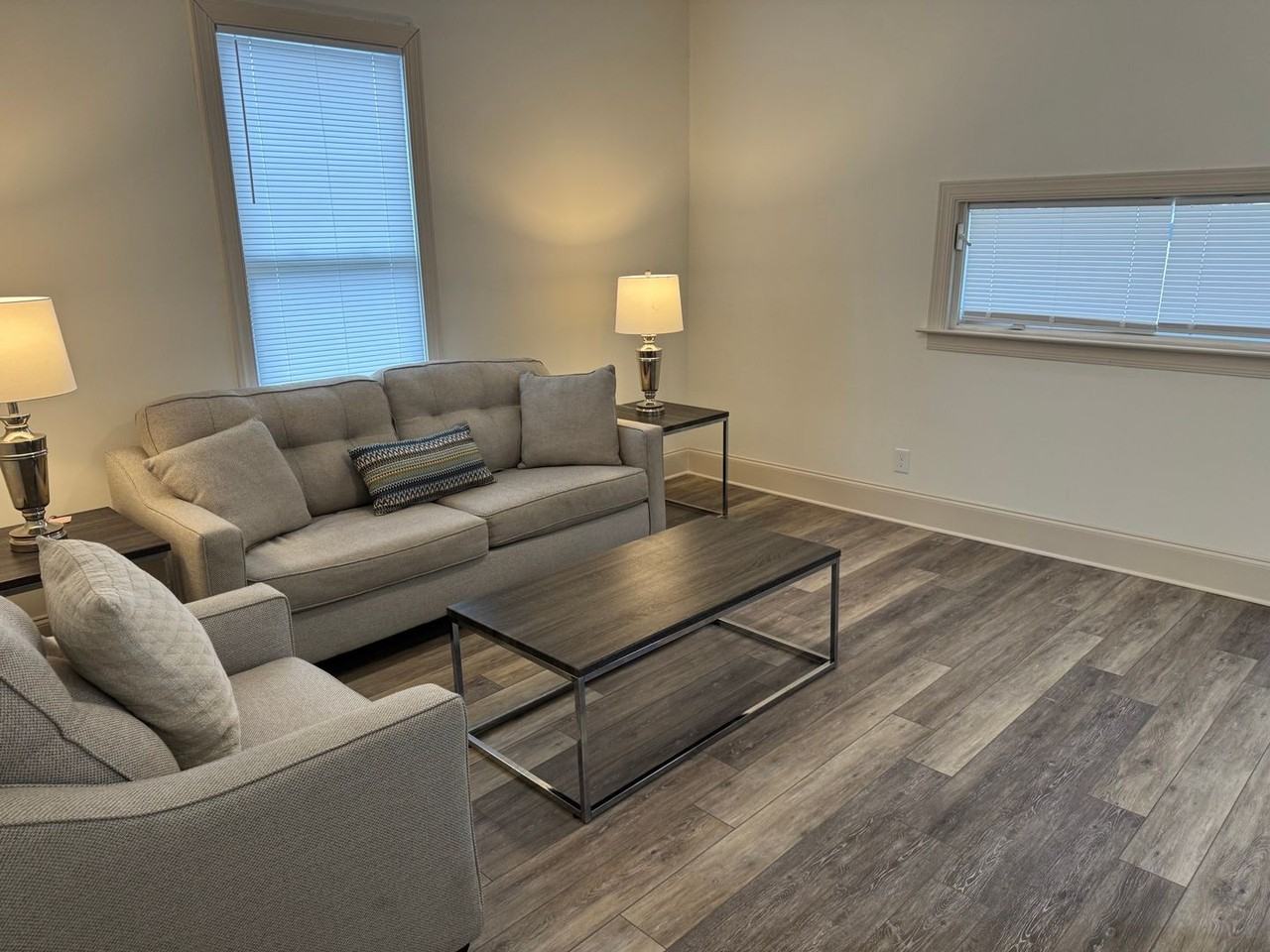 309 S Confederate Ave - Photo 6 of 21