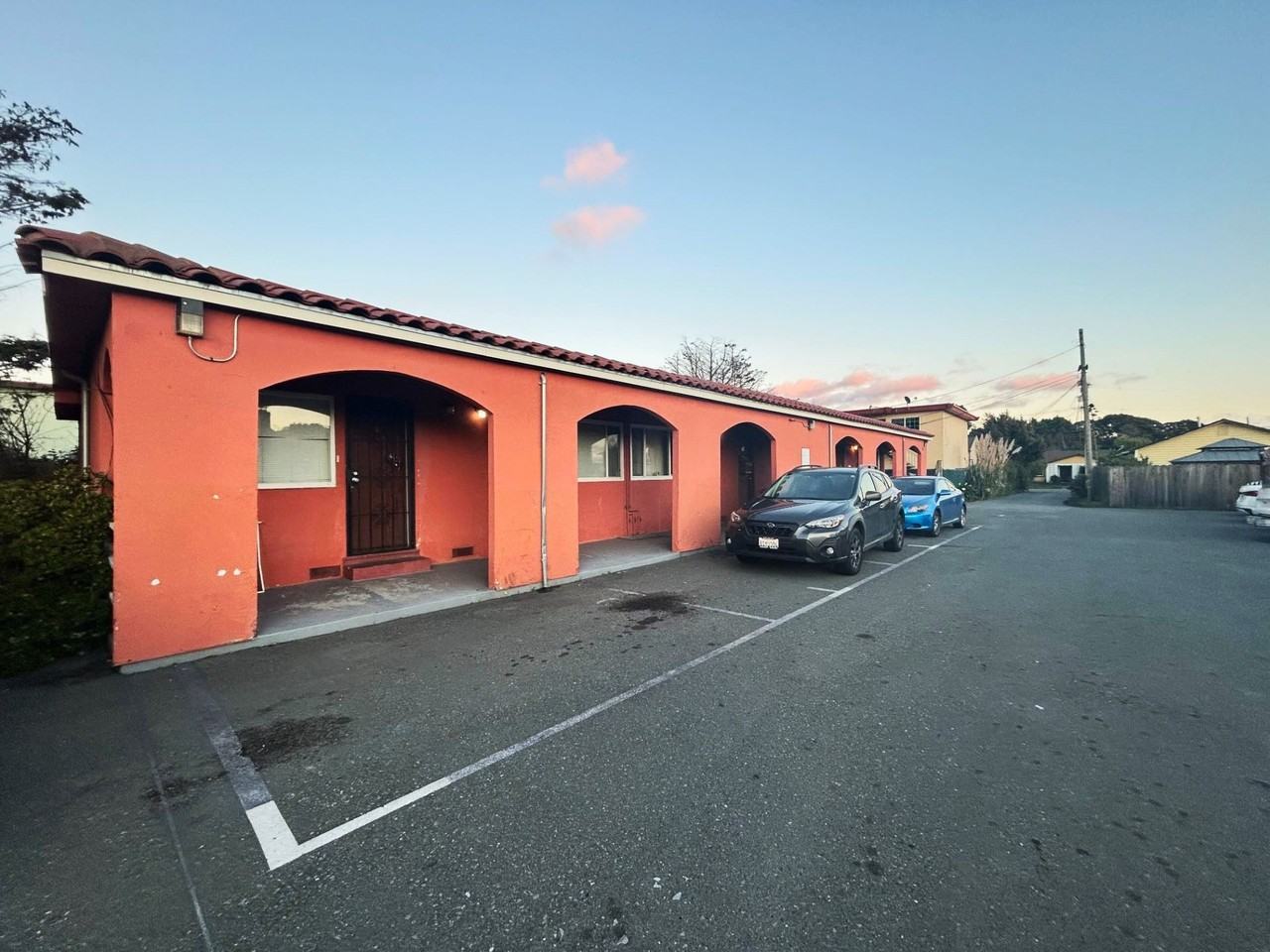 945 S 45th St - Photo 4 of 4