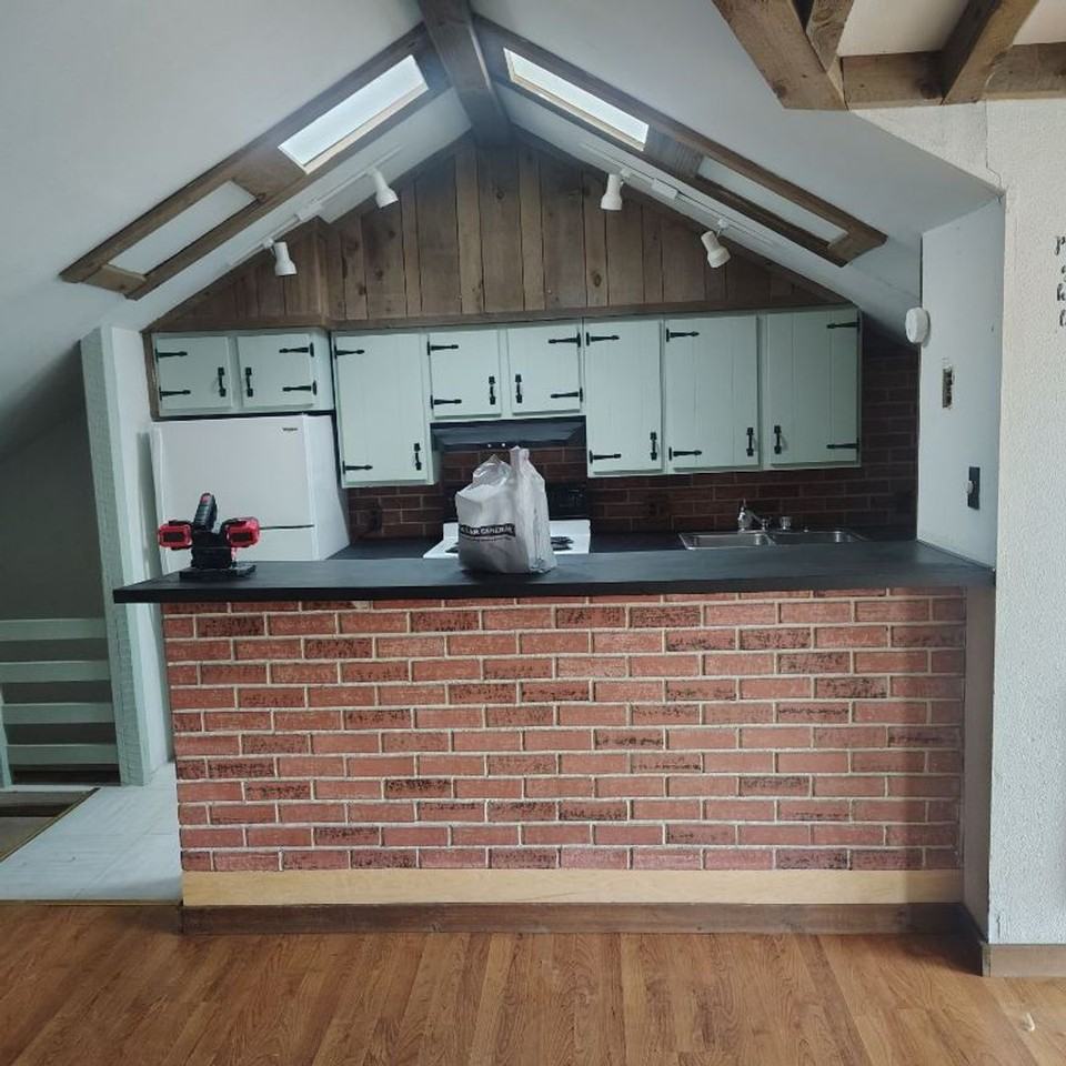 52 Chestnut St - Photo 2 of 8