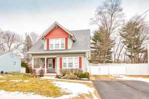 featured image of 117 John Ave