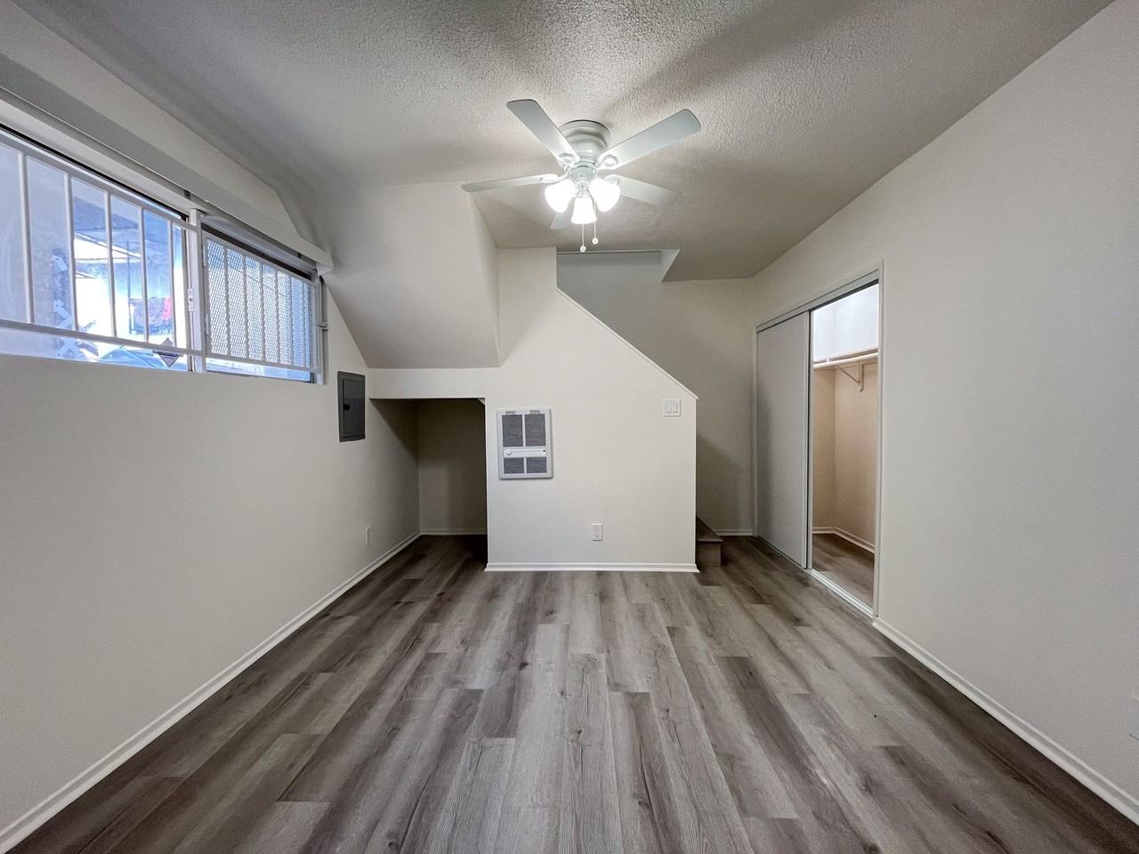 11537 Birch Ave - Photo 5 of 5