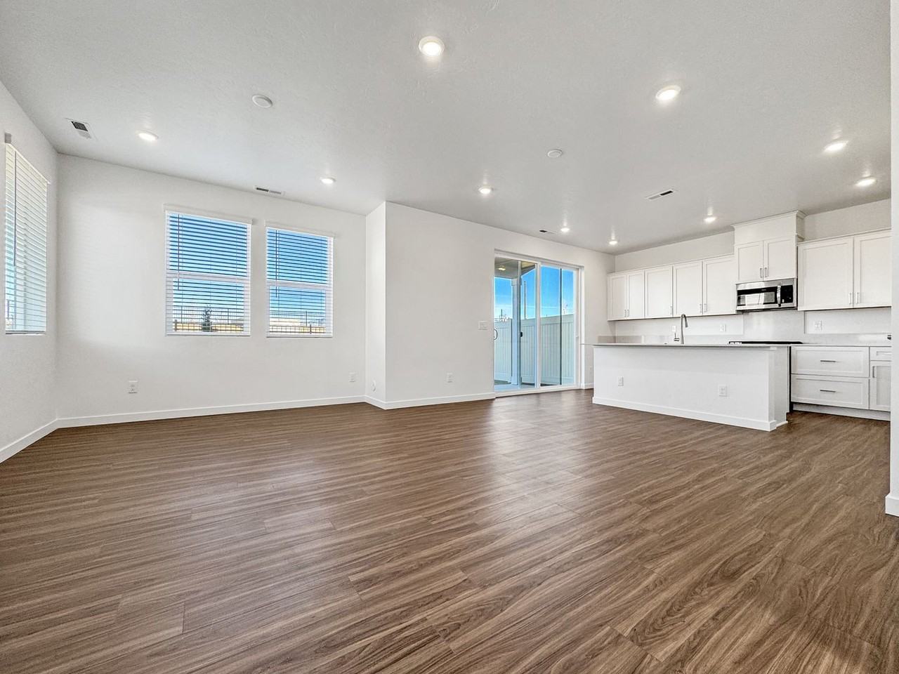 8234 W Grey Alder Dr - Photo 2 of 21