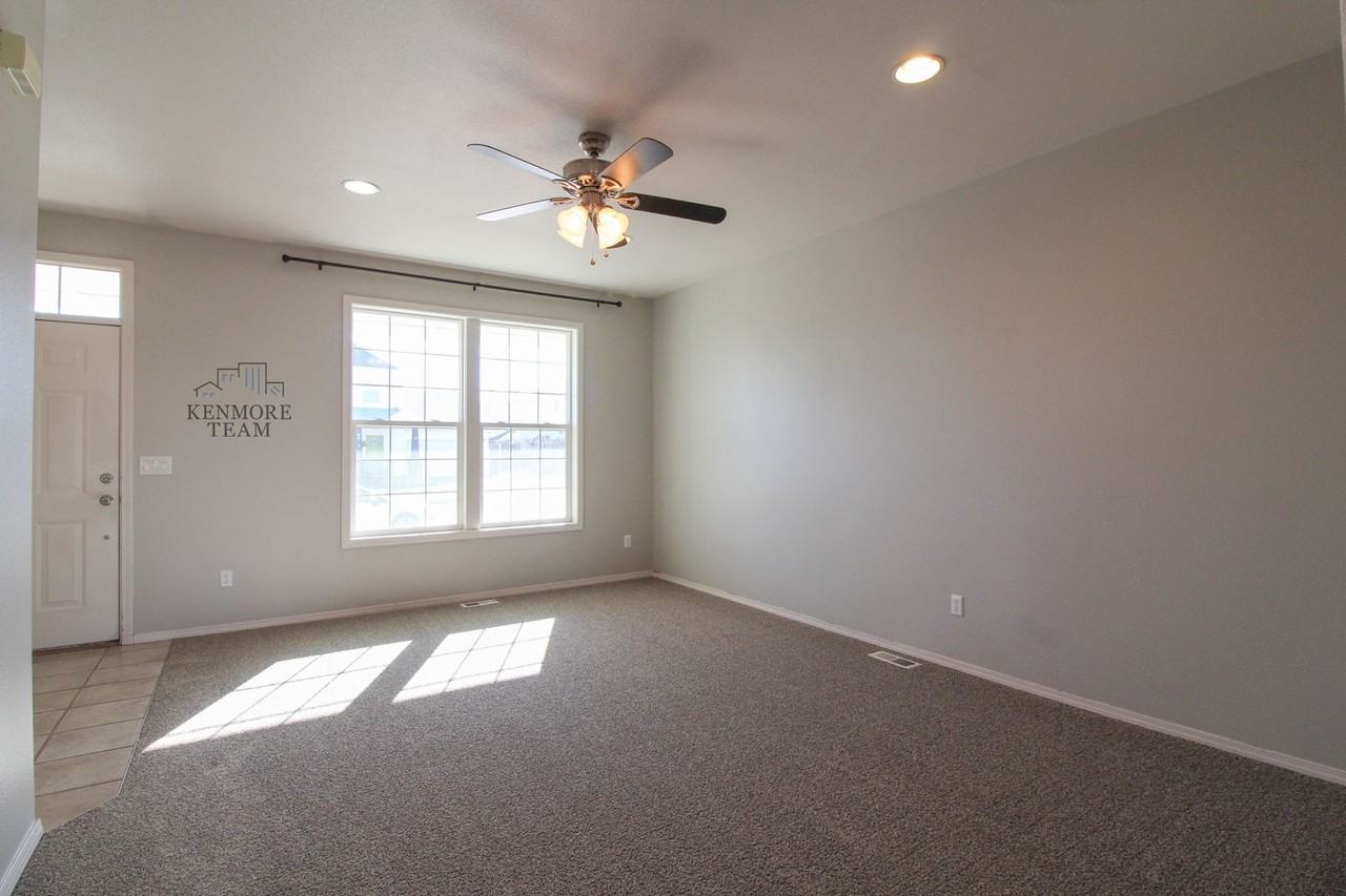 6015 Oriole Dr - Photo 3 of 20