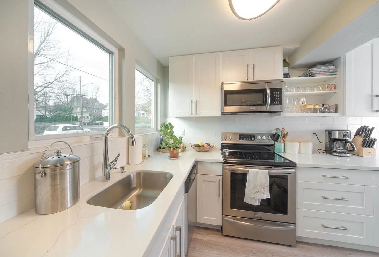 614 21st Ave - Photo 7 of 21