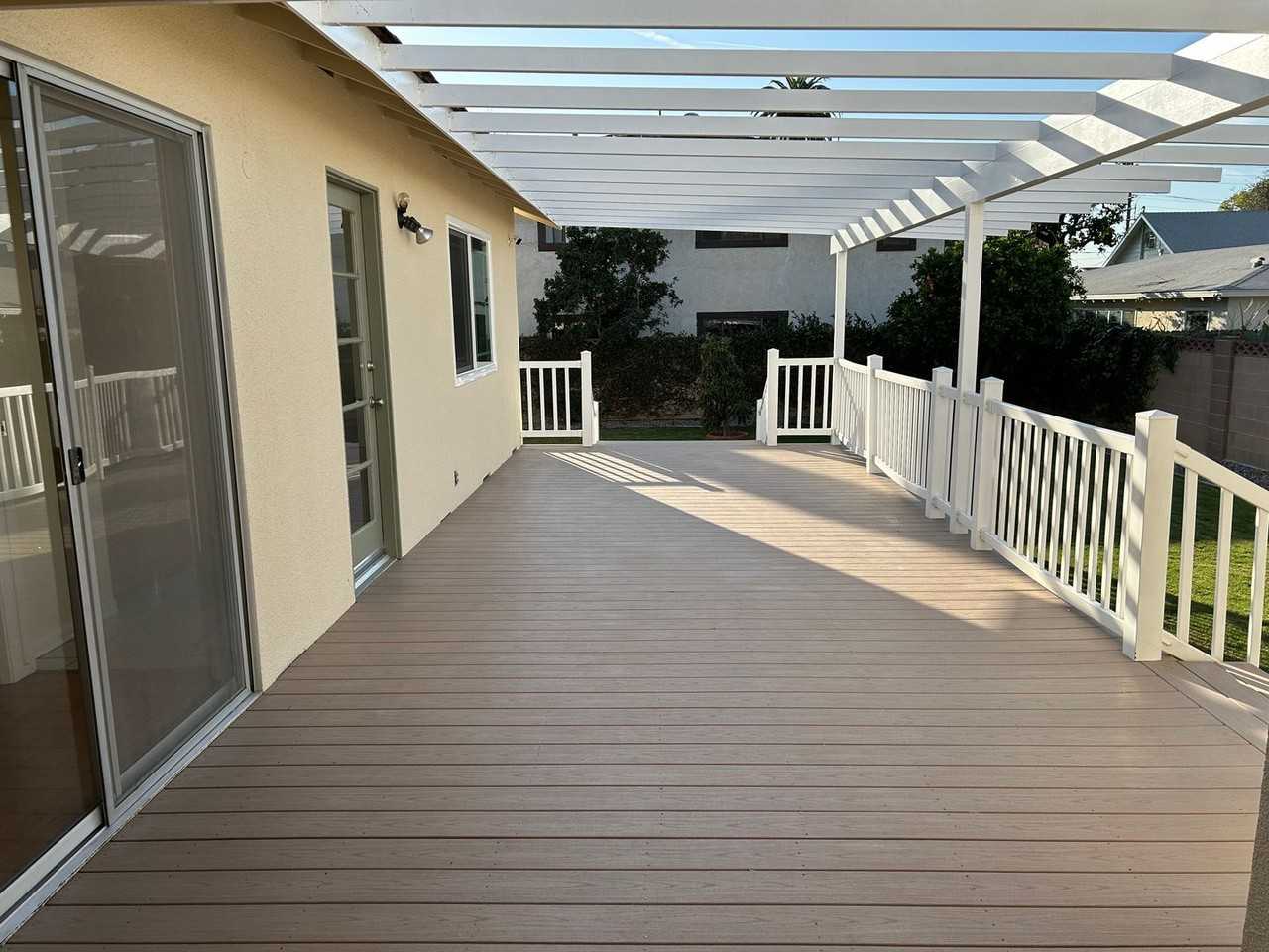 160 S Parker St - Photo 3 of 21