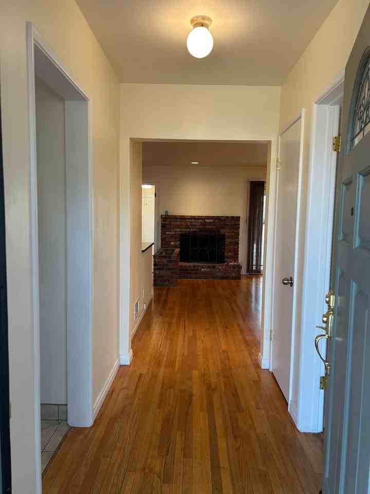 160 S Parker St - Photo 6 of 21