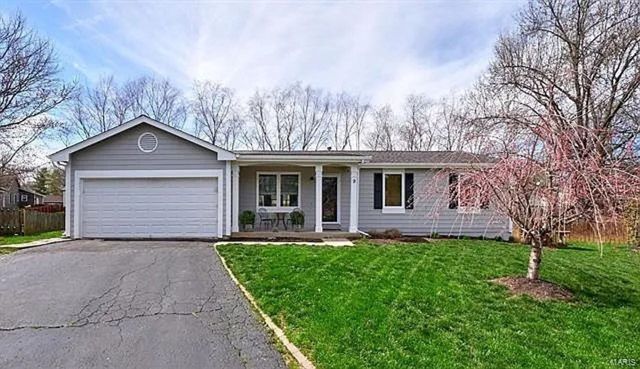 9 Bee Ridge Ct - Photo 2 of 49