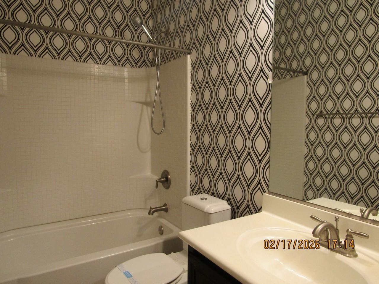 944 E Jacob St - Photo 6 of 24