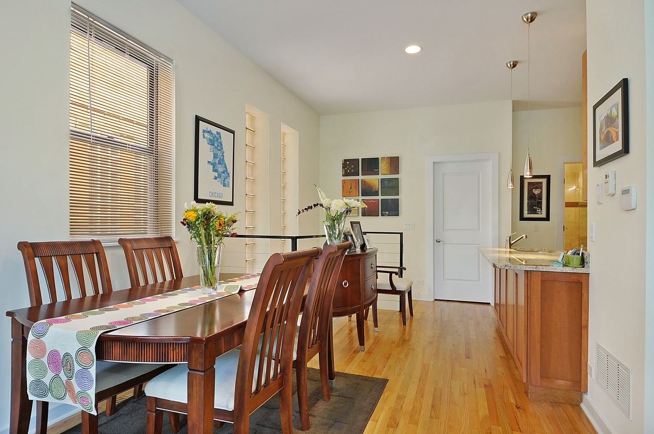 2147-2151 West Evergreen Ave - Photo 3 of 37