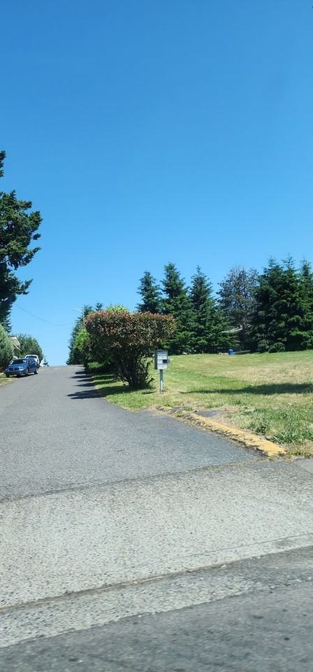 8309 Ne St Johns Rd - Photo 2 of 8