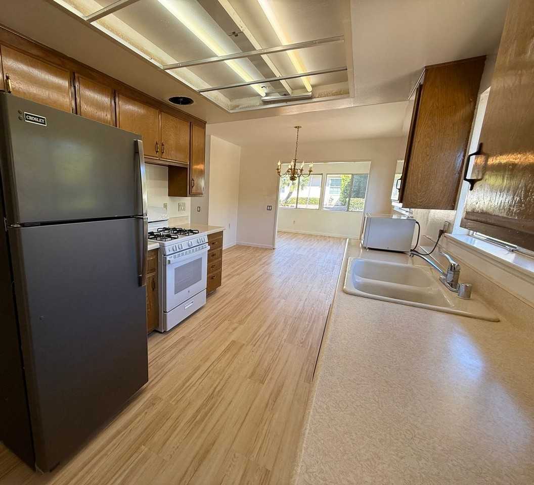 12445 Pipo Rd - Photo 6 of 16