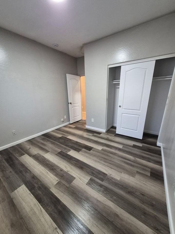 2494 E Dulcinea Trl - Photo 2 of 31