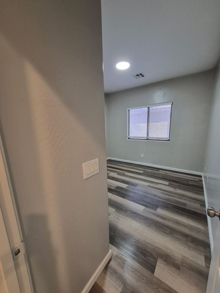 2494 E Dulcinea Trl - Photo 3 of 31