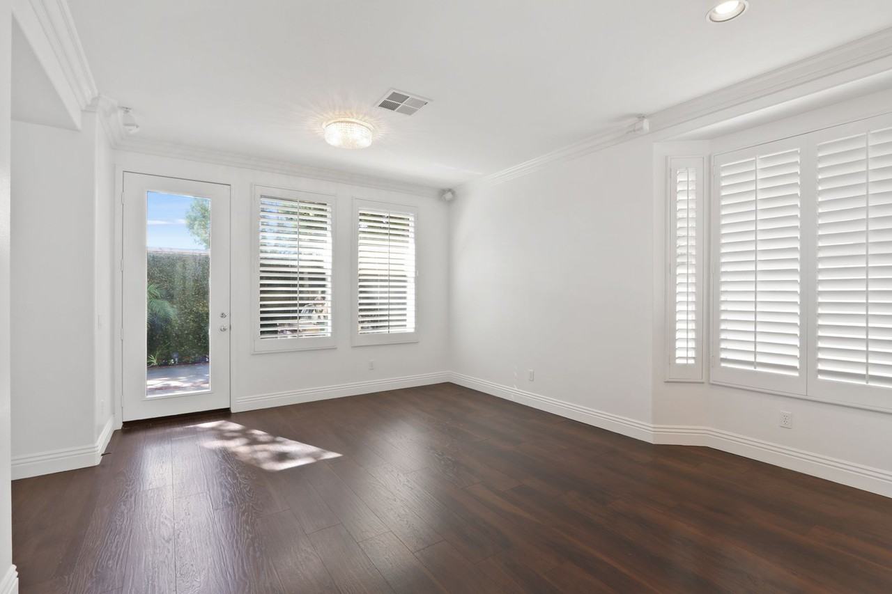 7246 Rockridge Dr - Photo 7 of 20