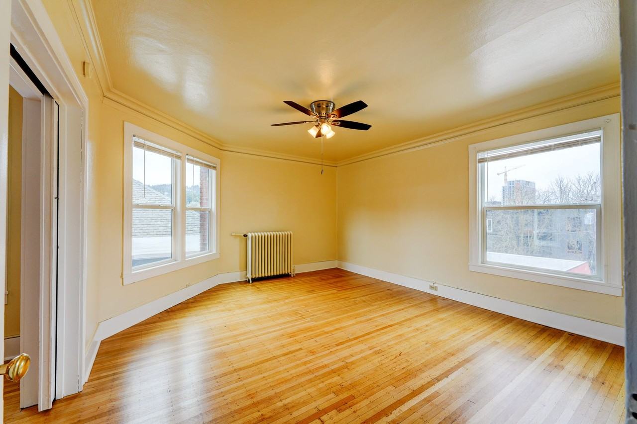 Imperial Arms Apartments - Photo 7 of 12