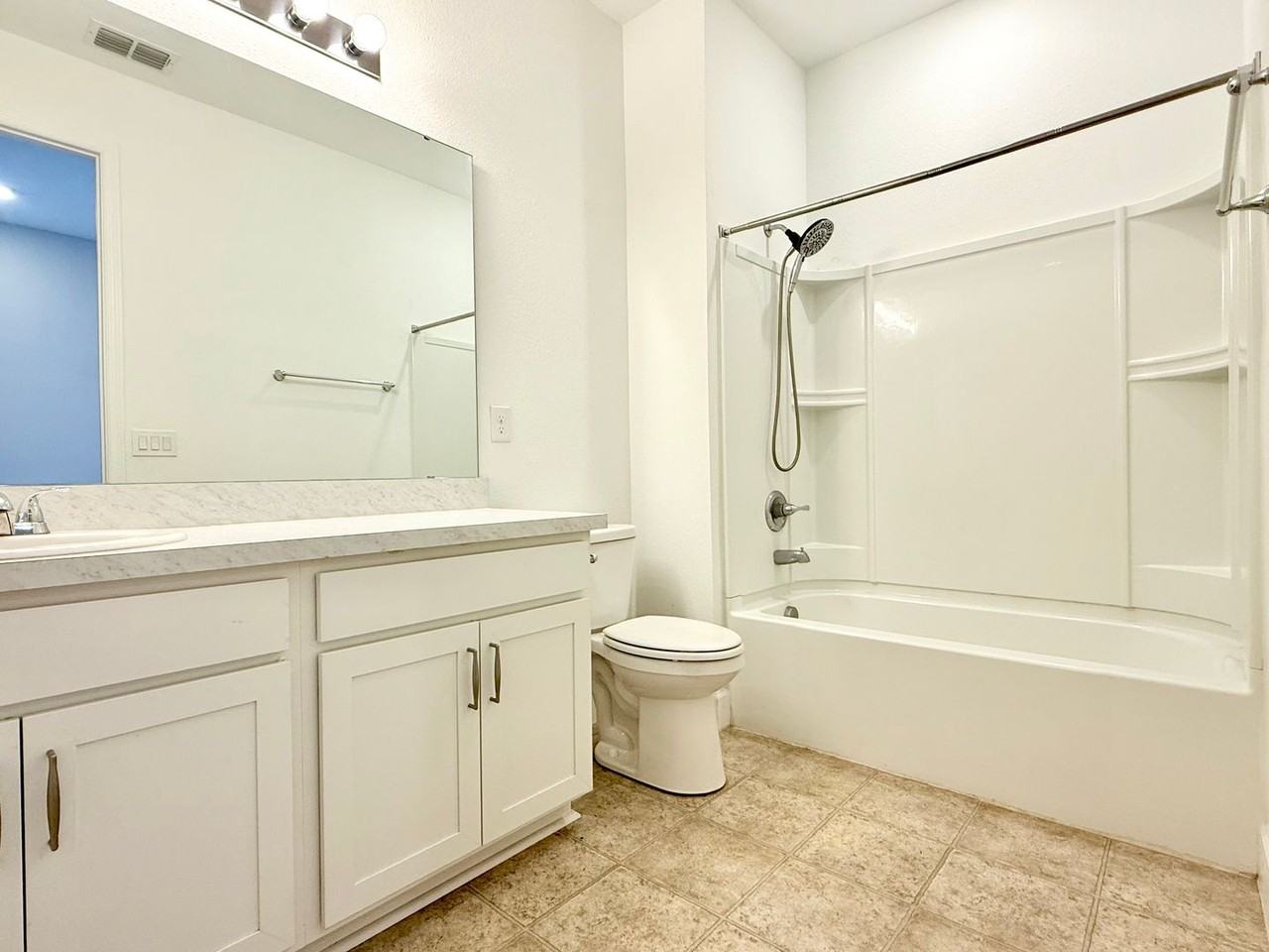 2447 Spring Breeze Dr - Photo 7 of 32