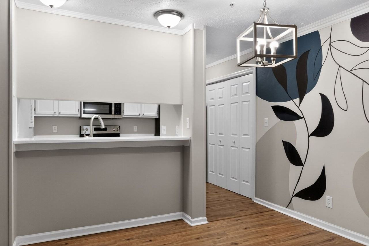 295 Warton Ln - Photo 4 of 20