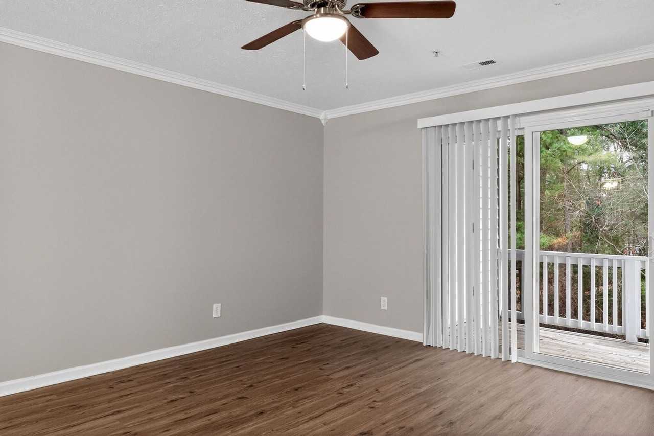 295 Warton Ln - Photo 7 of 20