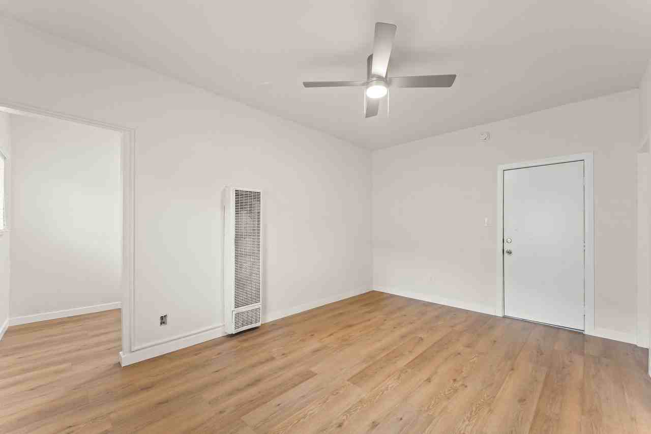 182 W Vernon Ave - Photo 3 of 12