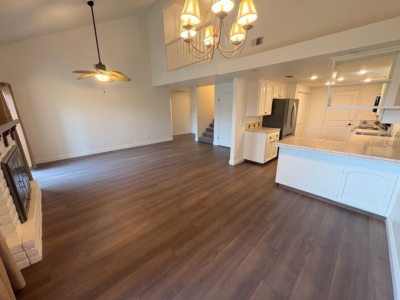 1216 W Whispering Pines Ct - Photo 4 of 17