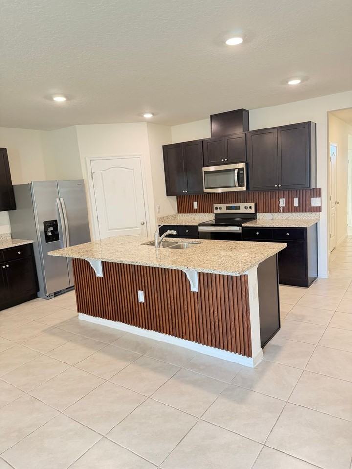 804 Horsetail Dr - Photo 5 of 50