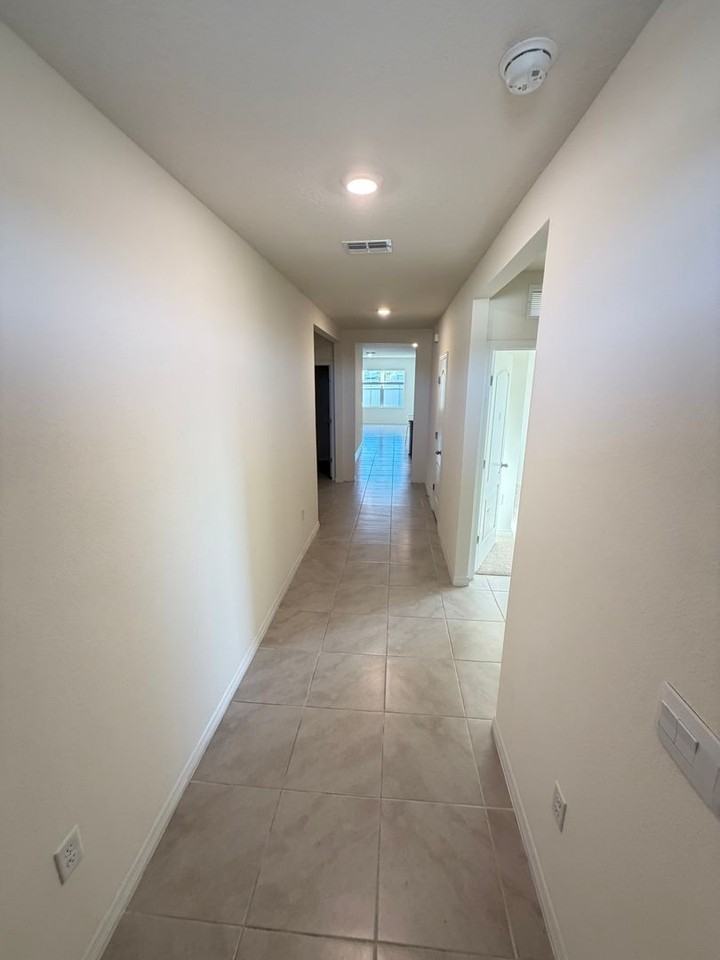 804 Horsetail Dr - Photo 6 of 50