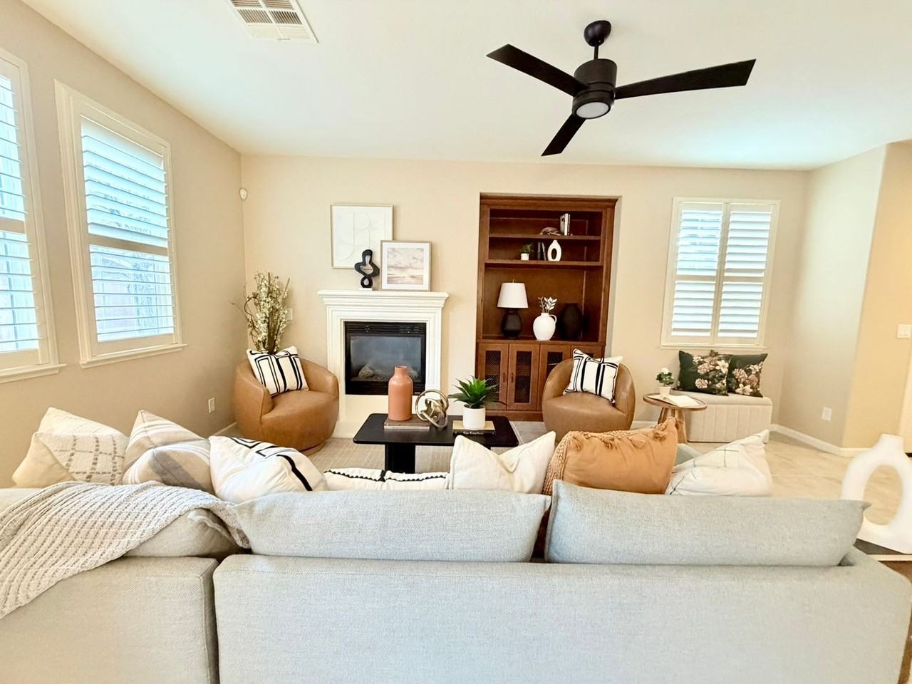 1715 Dark Horse Rd #B - Photo 6 of 18