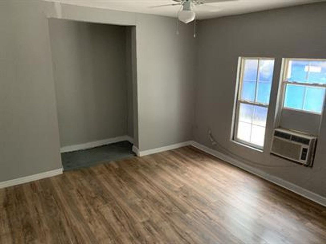 1508 W Main St - Photo 3 of 8