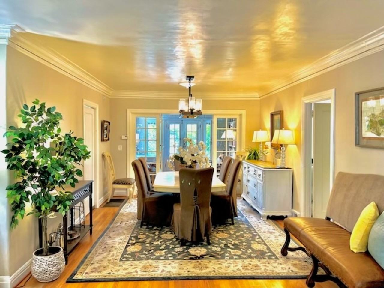 1615 Anacapa St - Photo 2 of 21