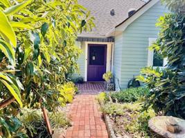 featured image of 1615 Anacapa St