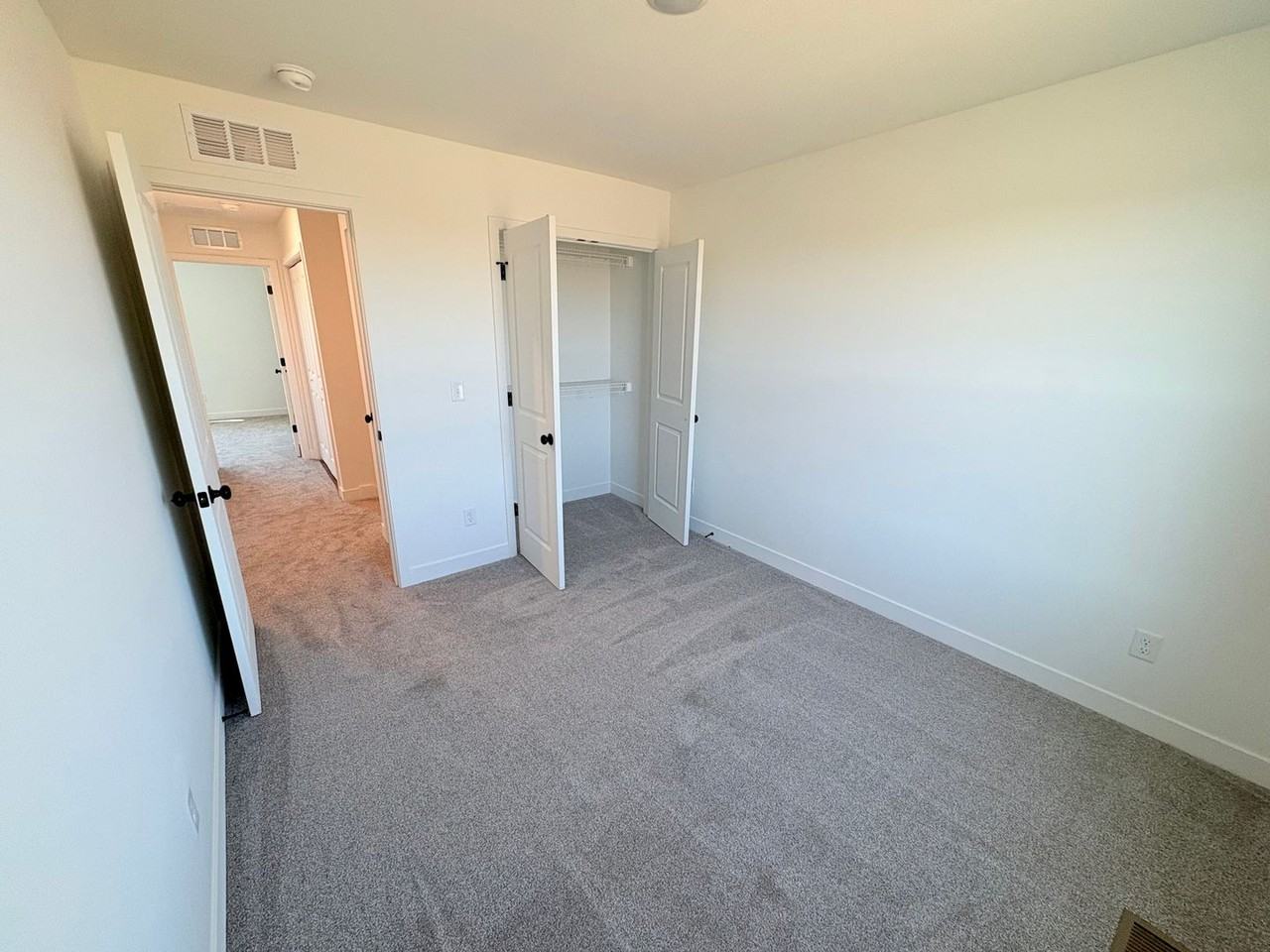 12417 S Acacia Dr - Photo 5 of 16