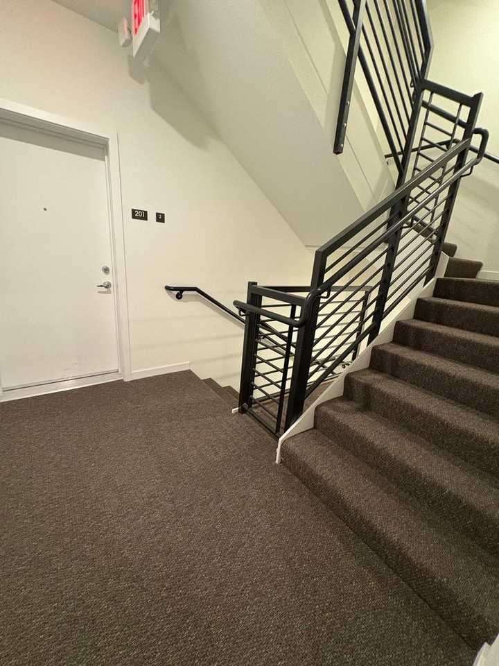 431 Tailoff Ln #202 - Photo 4 of 26