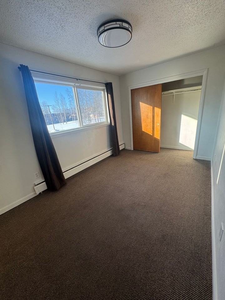 900 W 26th Ave #15 - Photo 5 of 5