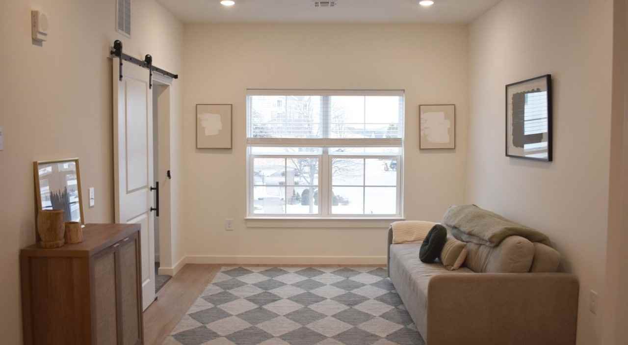 Fairway Flats Apartments - Photo 5 of 18