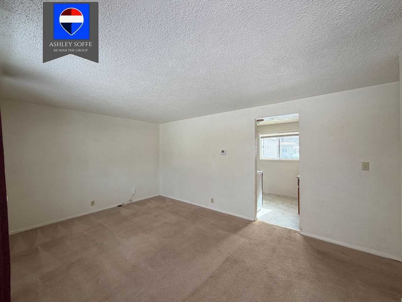 1343 Jim Bridger Ave - Photo 5 of 14