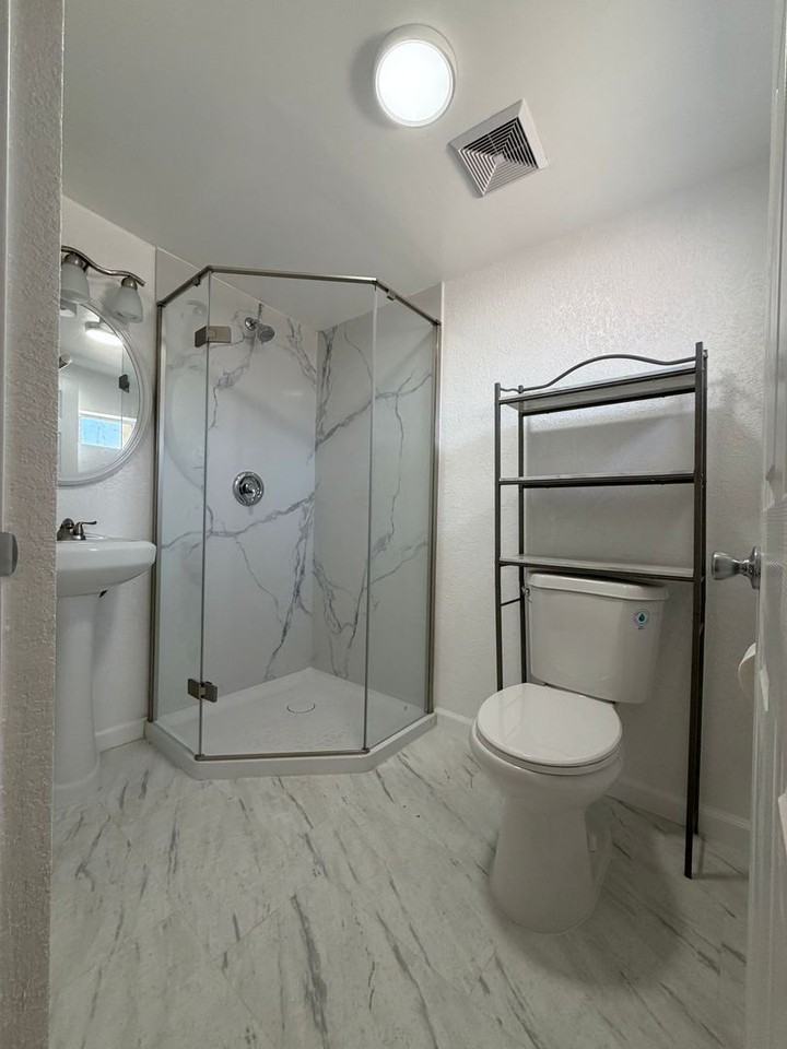 20437 81st St - Photo 7 of 18