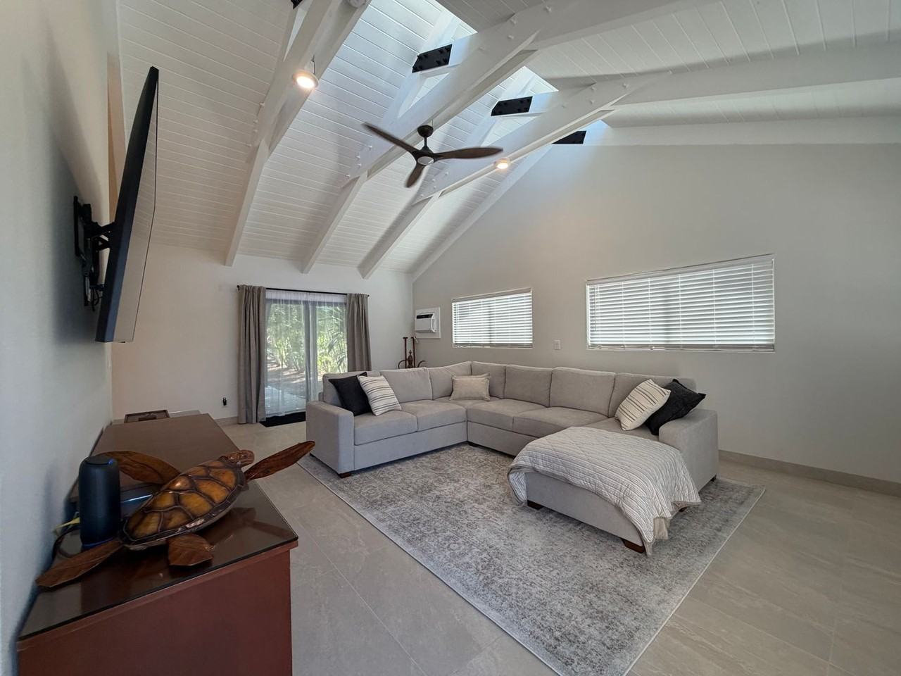 77-6547 Naniloa Dr - Photo 2 of 21