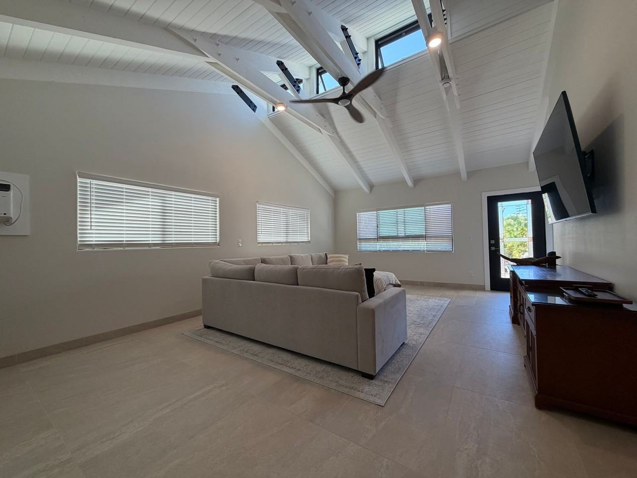 77-6547 Naniloa Dr - Photo 3 of 21